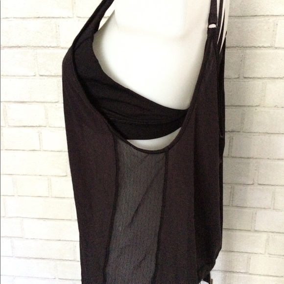 Lululemon build in bra mesh top size10 - Picture 2 of 7